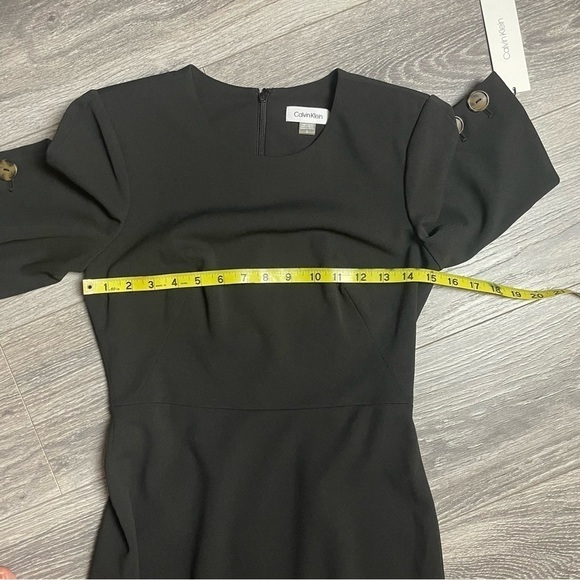 Calvin Klein A-Line Sheath Dress with Button Detail Size 2 0134 - Picture 11 of 11